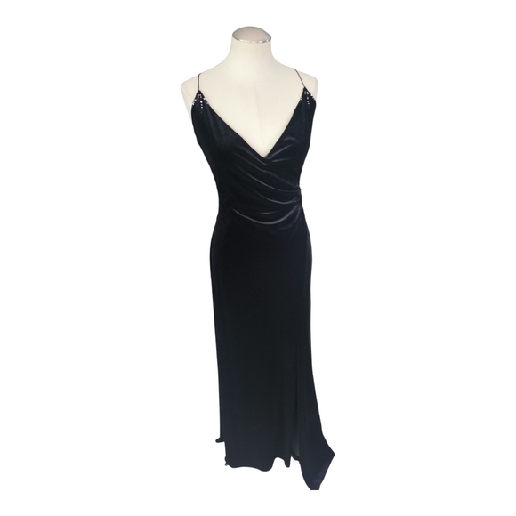 Morning Lady Black Velvet Evening Gown – Size 6 - Picture 1 of 5